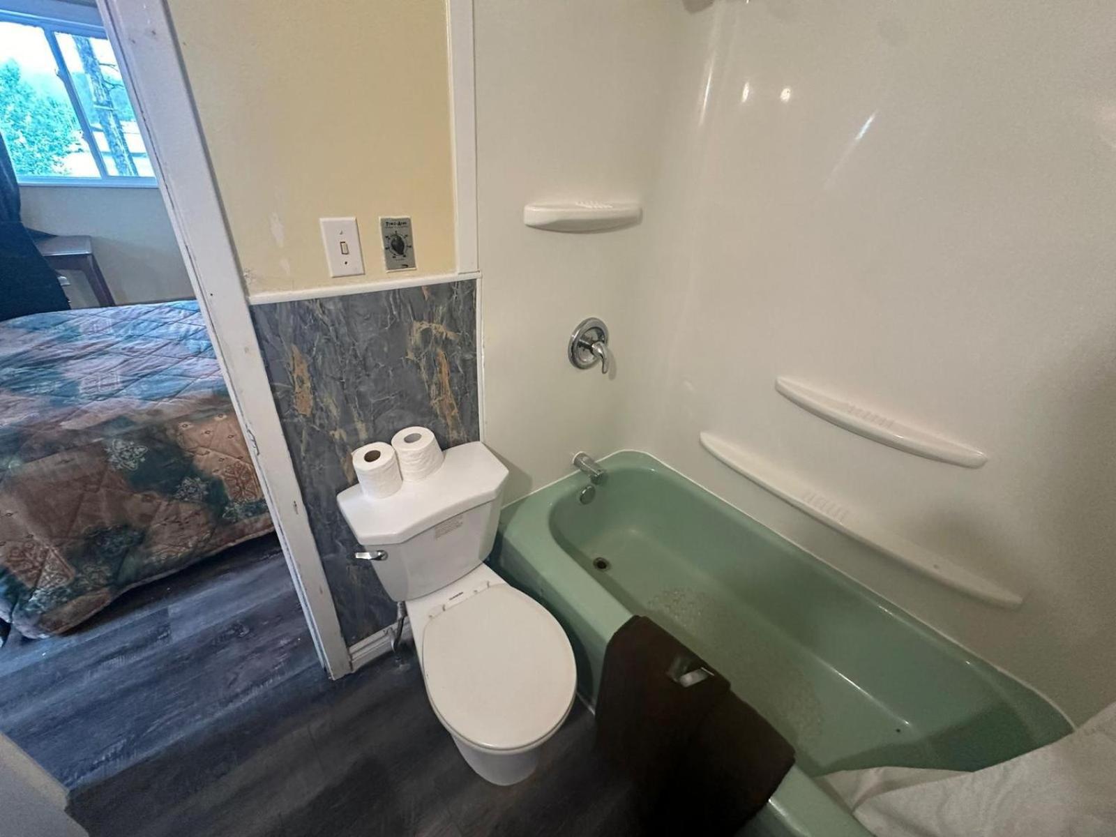 Pine Ridge Motel Timmins Εξωτερικό φωτογραφία