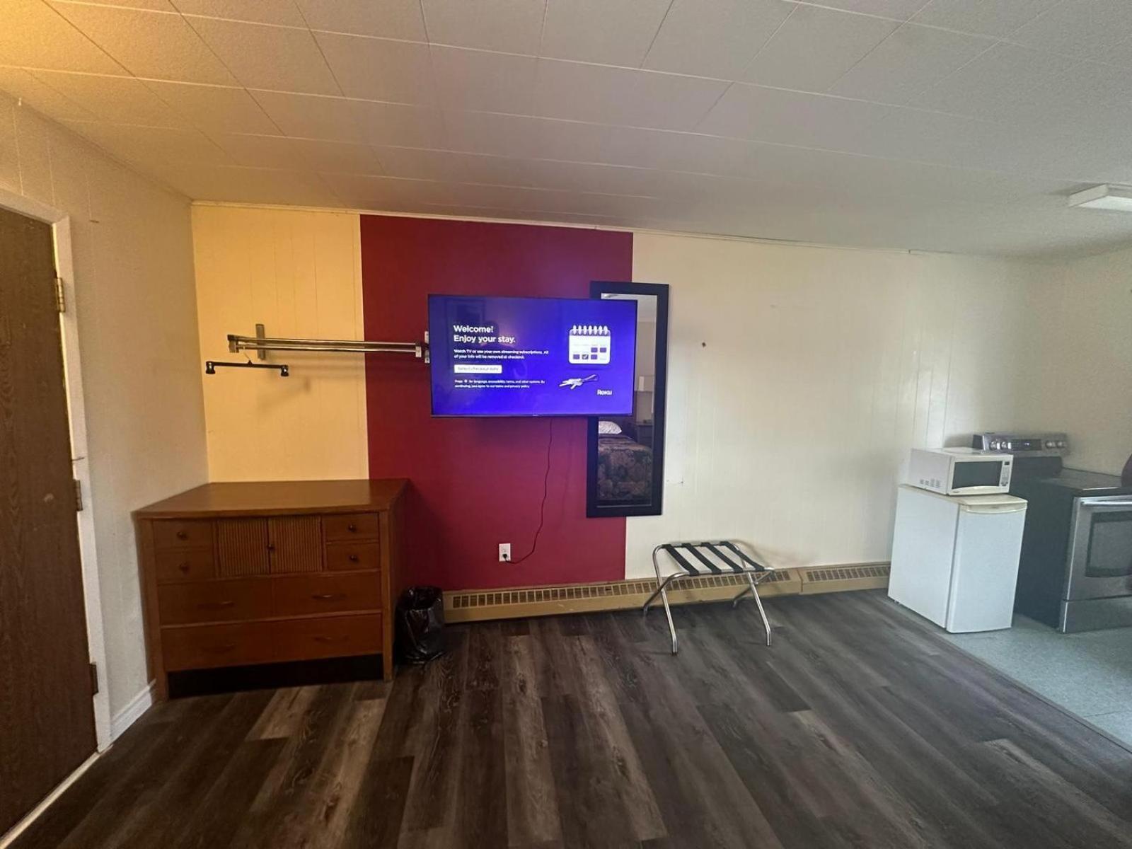 Pine Ridge Motel Timmins Εξωτερικό φωτογραφία