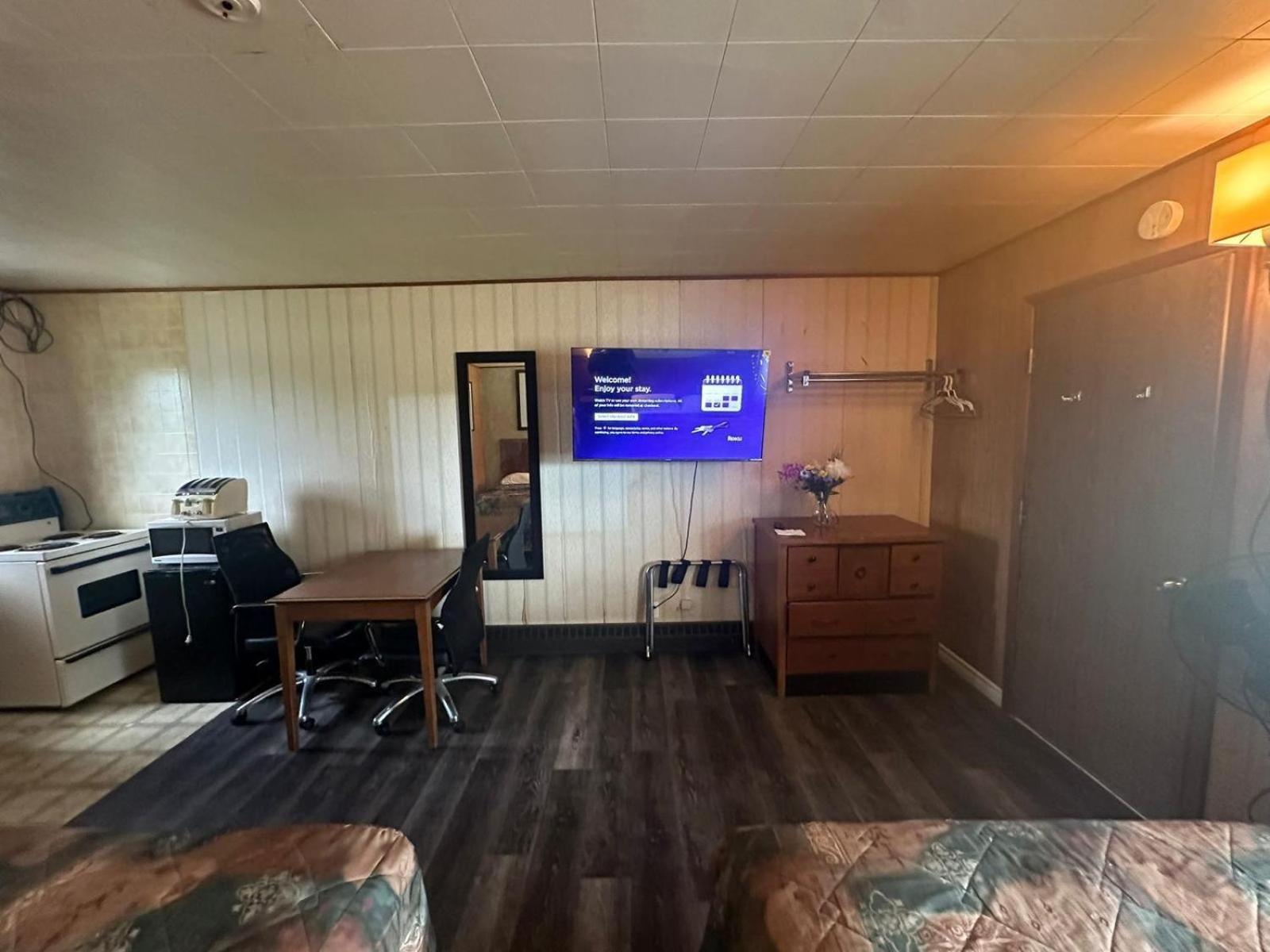 Pine Ridge Motel Timmins Εξωτερικό φωτογραφία